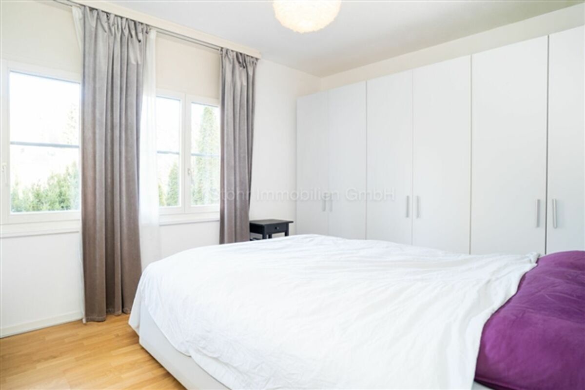 Stilvolle 6.5-Zimmer Maisonettewohnung mit Atelier an toller Lage - 10