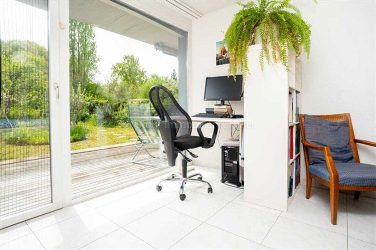 Gepflegte 2.5 Zimmer Wohnung mit grosszügigem Garten - 9