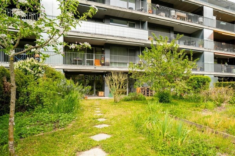 Gepflegte 2.5 Zimmer Wohnung mit grosszügigem Garten - 14
