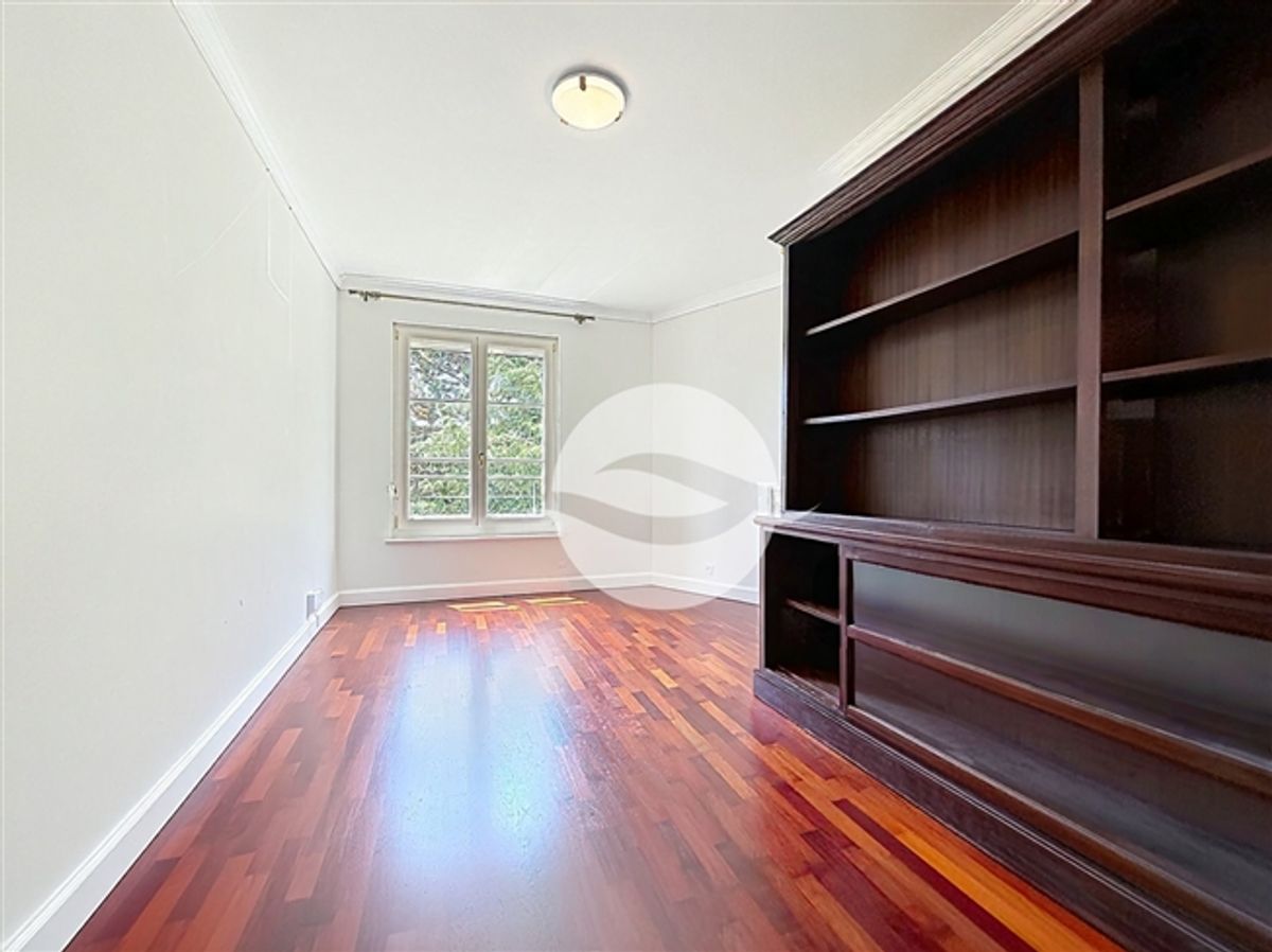 Wunderschöne 10,5-Zimmer-Villa + unabhängiges Studio - 11