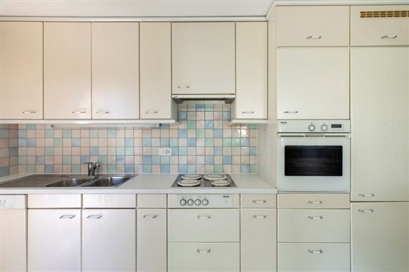 Geräumige und helle Wohnung in einer begehrten Gegend - 4