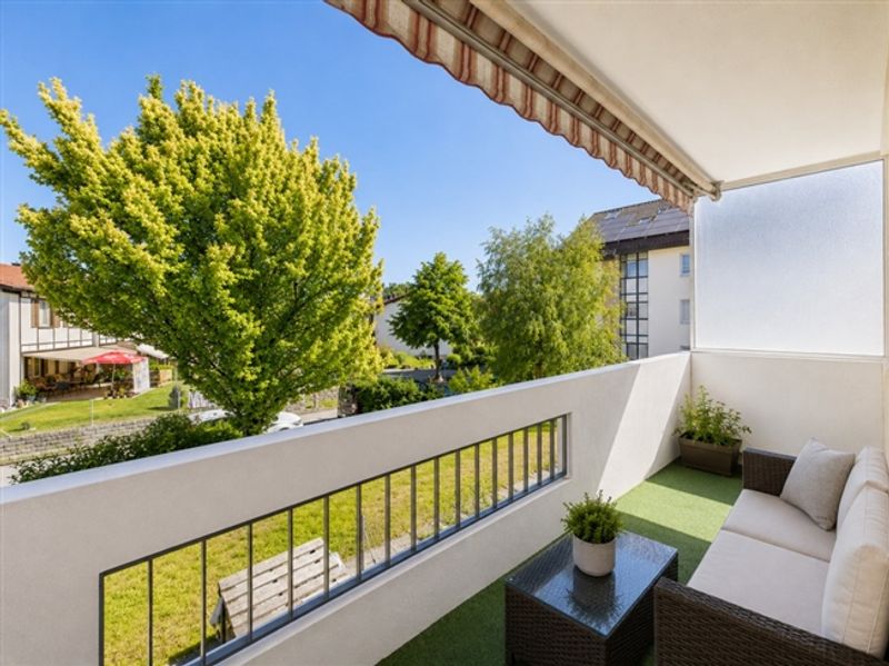 RUHIGE LAGE, BALKON UND GARAGE - 3