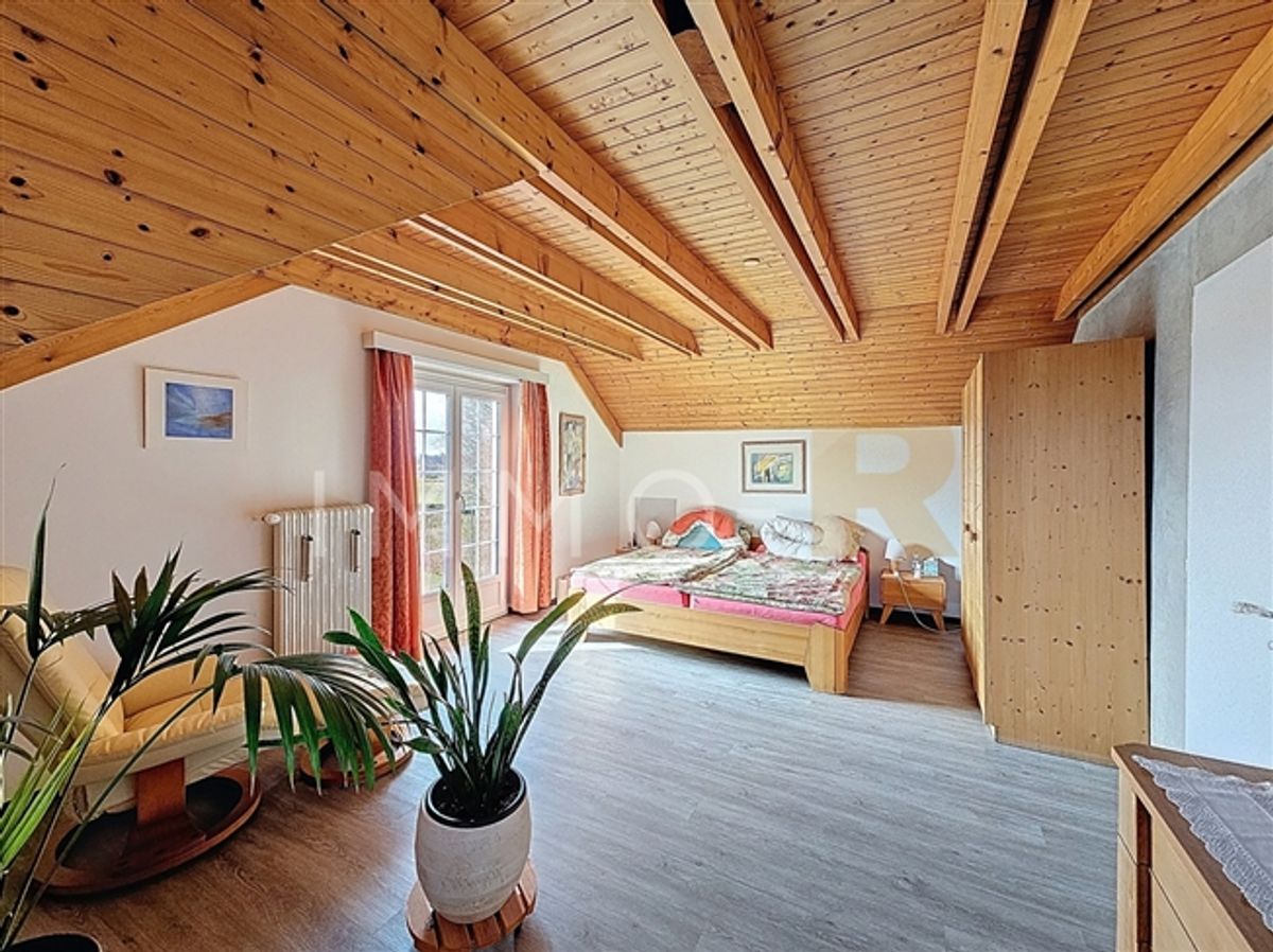 Einstehendes Haus mit Blick auf die Alpen auf einem Grundstück von 1.600 m² - 9
