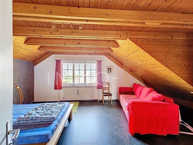 Einstehendes Haus mit Blick auf die Alpen auf einem Grundstück von 1.600 m² - 11