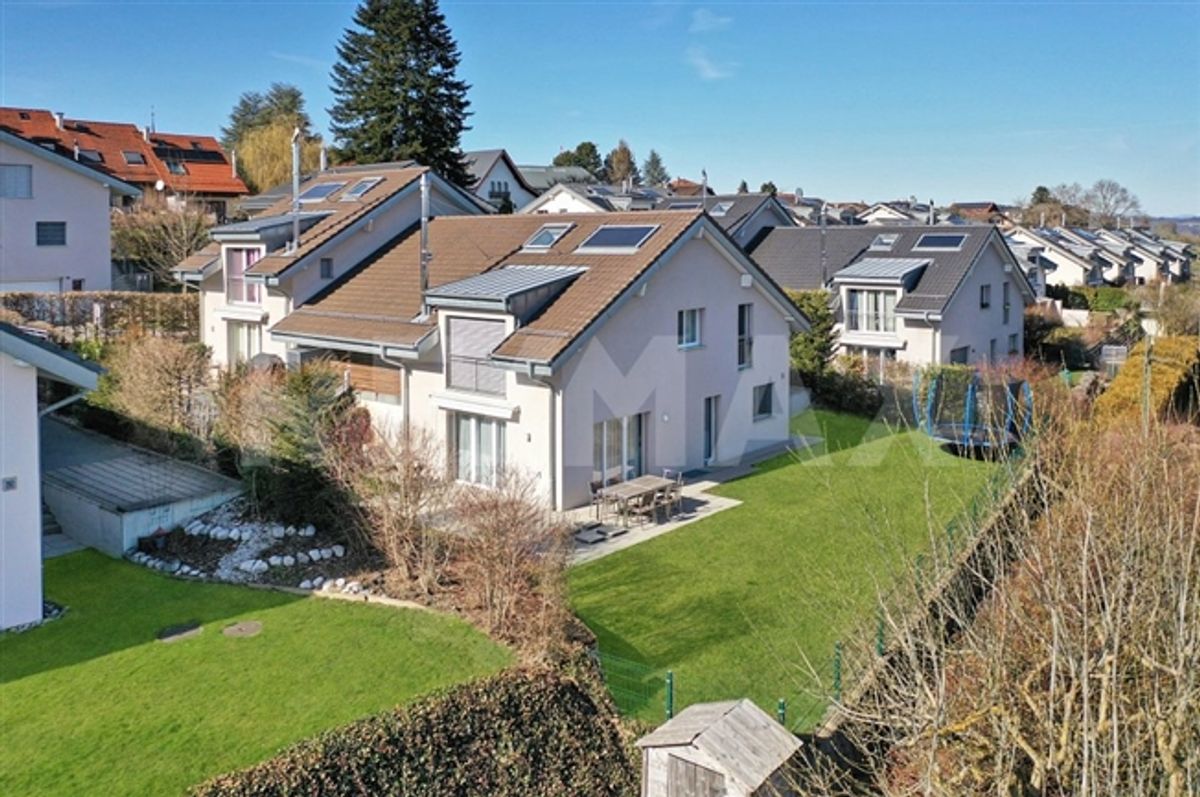Familienvilla 20 Minuten von Lausanne entfernt | Garten- und Bergblick 4,5p / 190 m² - 1