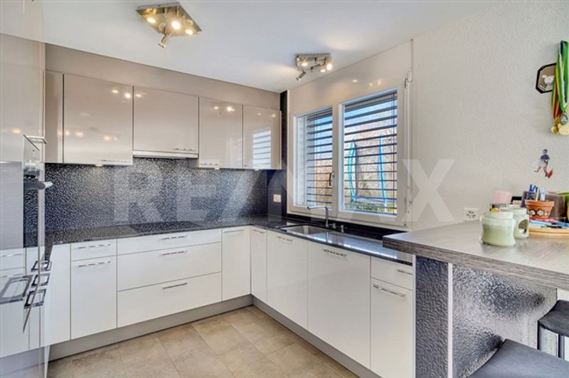 Familienvilla 20 Minuten von Lausanne entfernt | Garten- und Bergblick 4,5p / 190 m² - 4