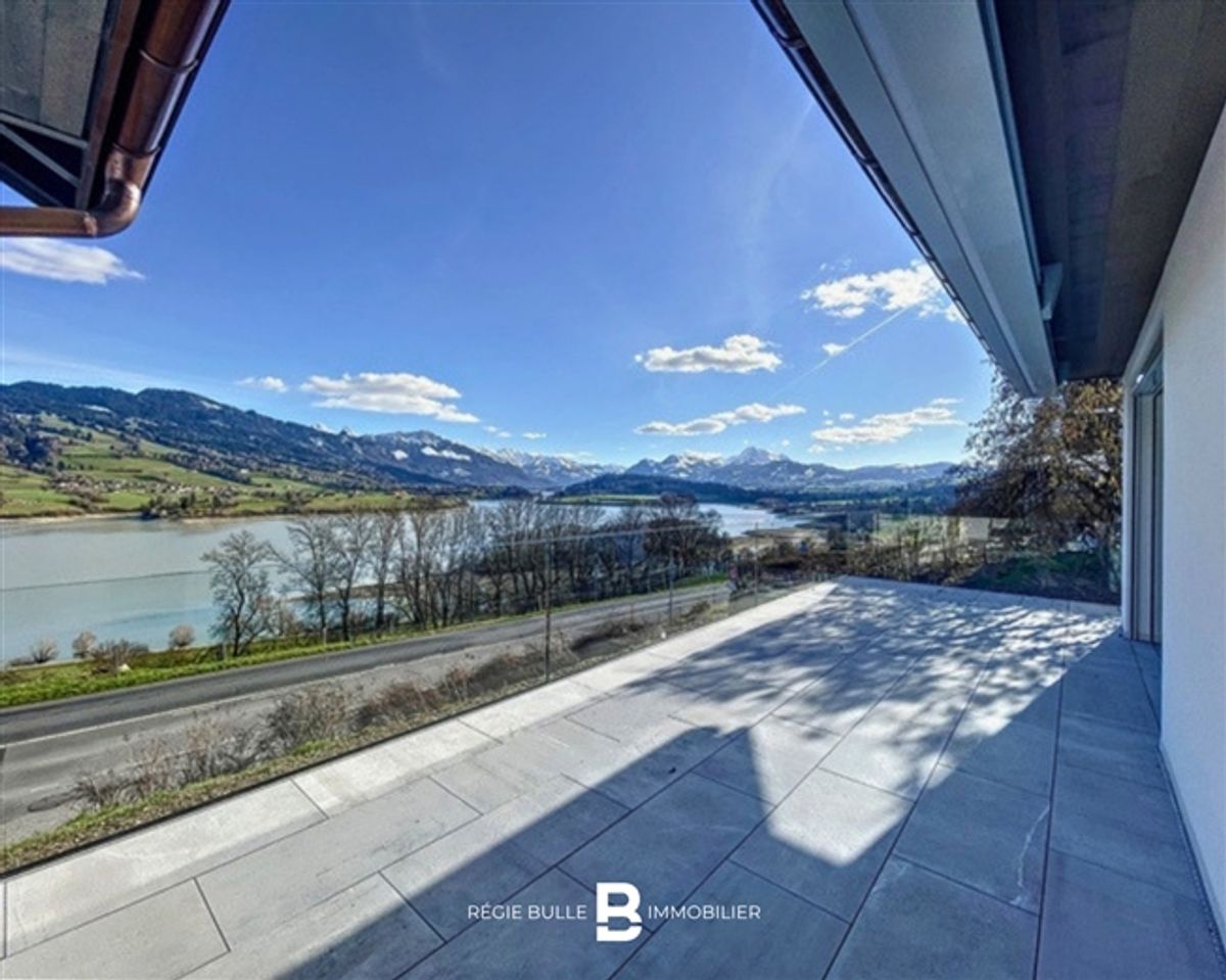 Avry-dvt-Pont - Wunderschöne Villa mit 6.5 Zimmern zu vermieten - 1