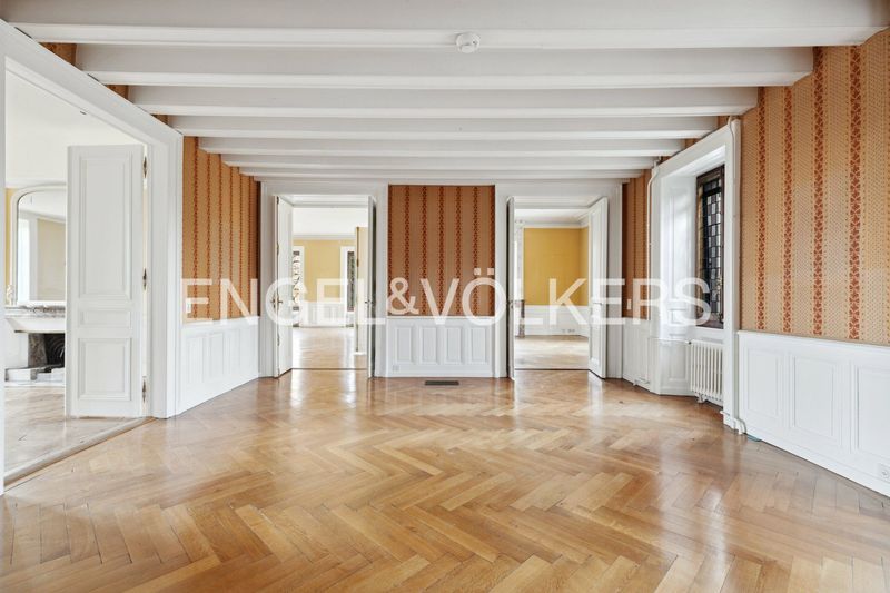 Historic castle with valid building permit - 14