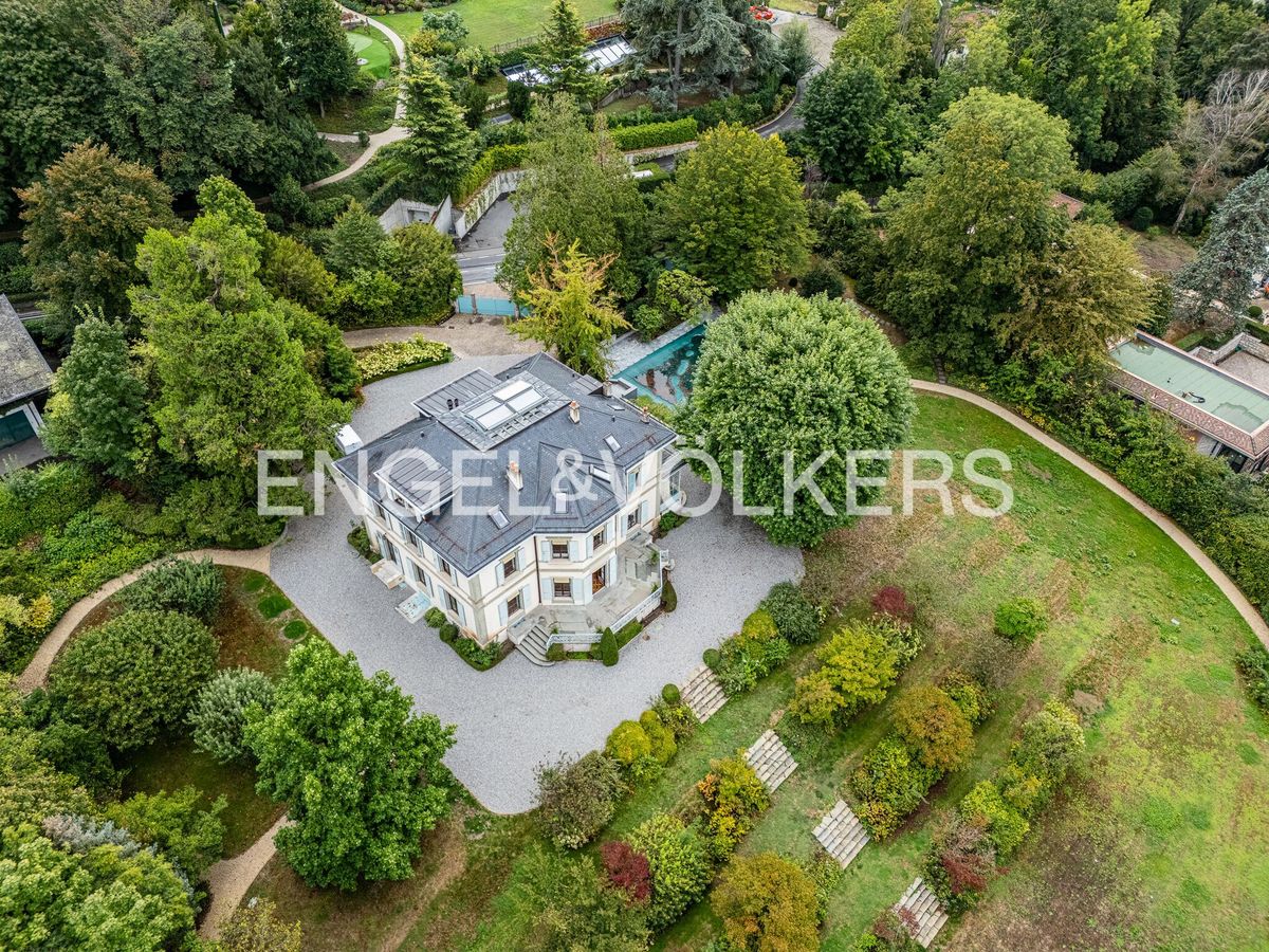 Propriété d'exception - sublime maison de Maître avec vue et accès lac - 1