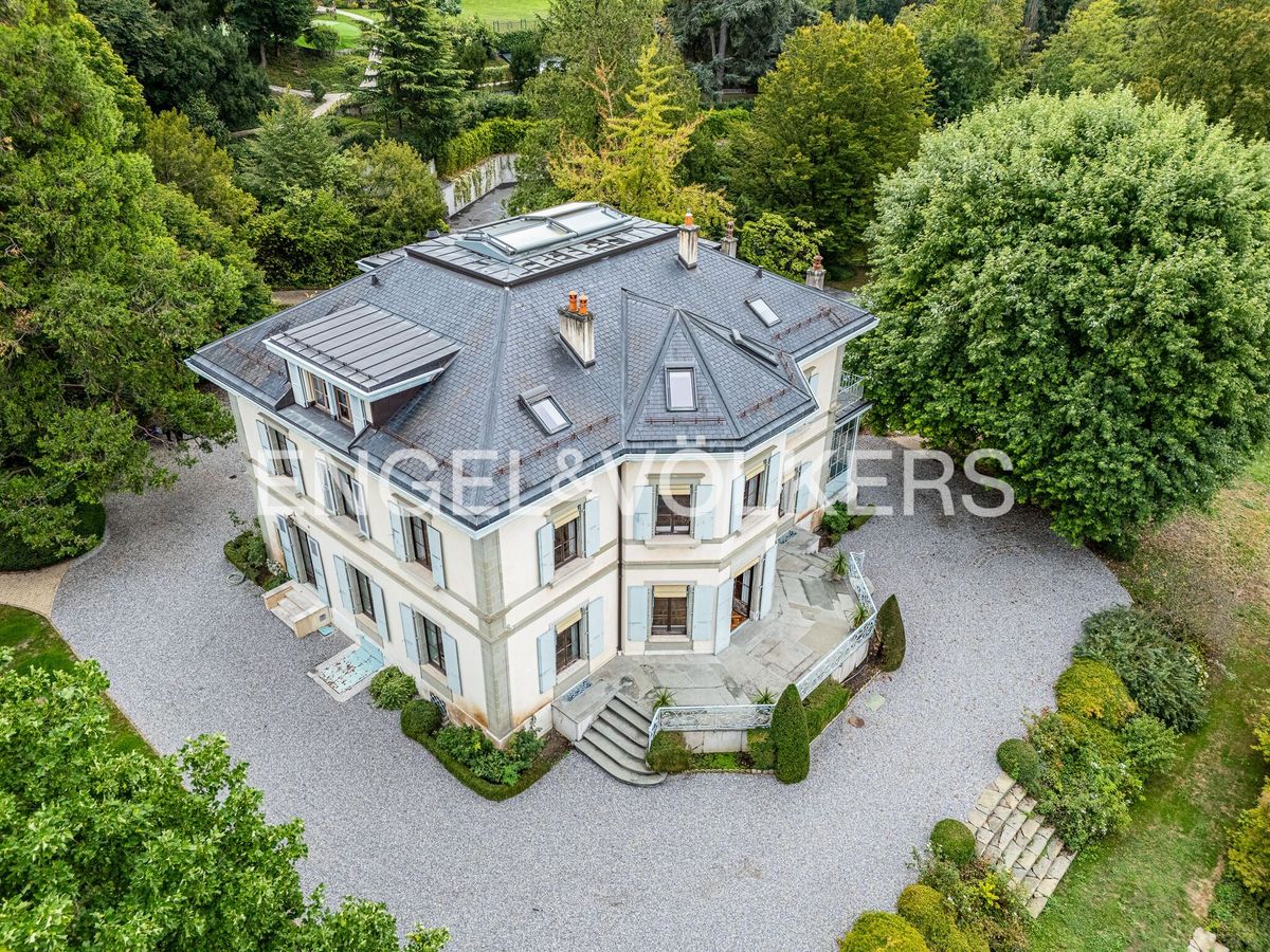 Propriété d'exception - sublime maison de Maître avec vue et accès lac - 16