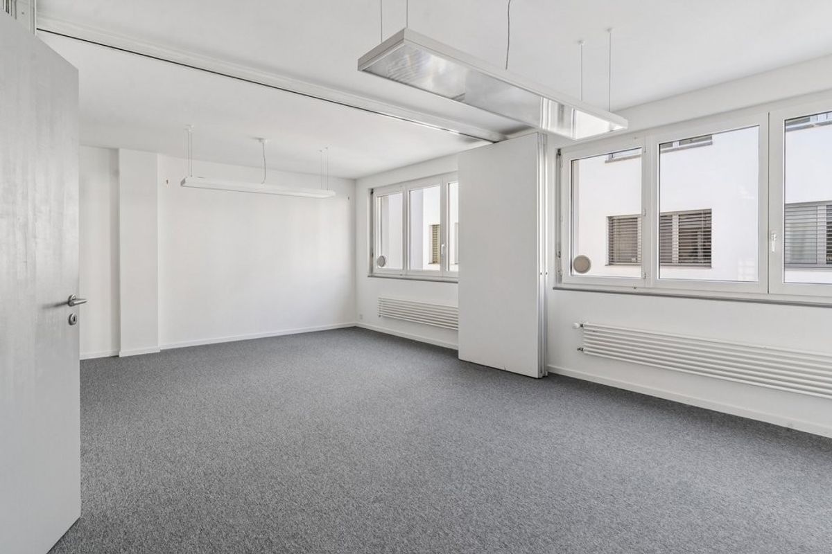 Bureau de 130 m2 à louer de suite ou à convenir - 3