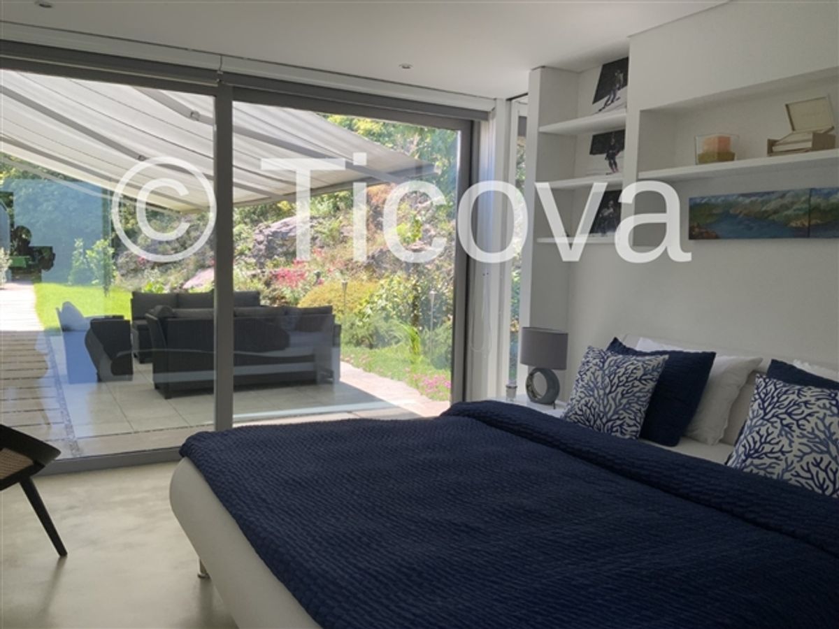 Möblierte Luxusvilla mit 180-Grad-Seeblick - 5