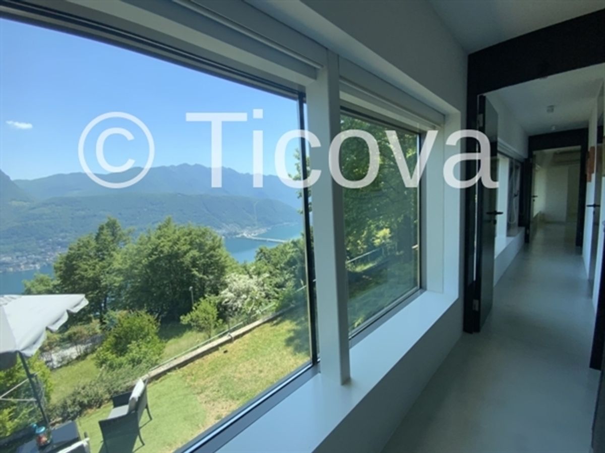 Möblierte Luxusvilla mit 180-Grad-Seeblick - 9