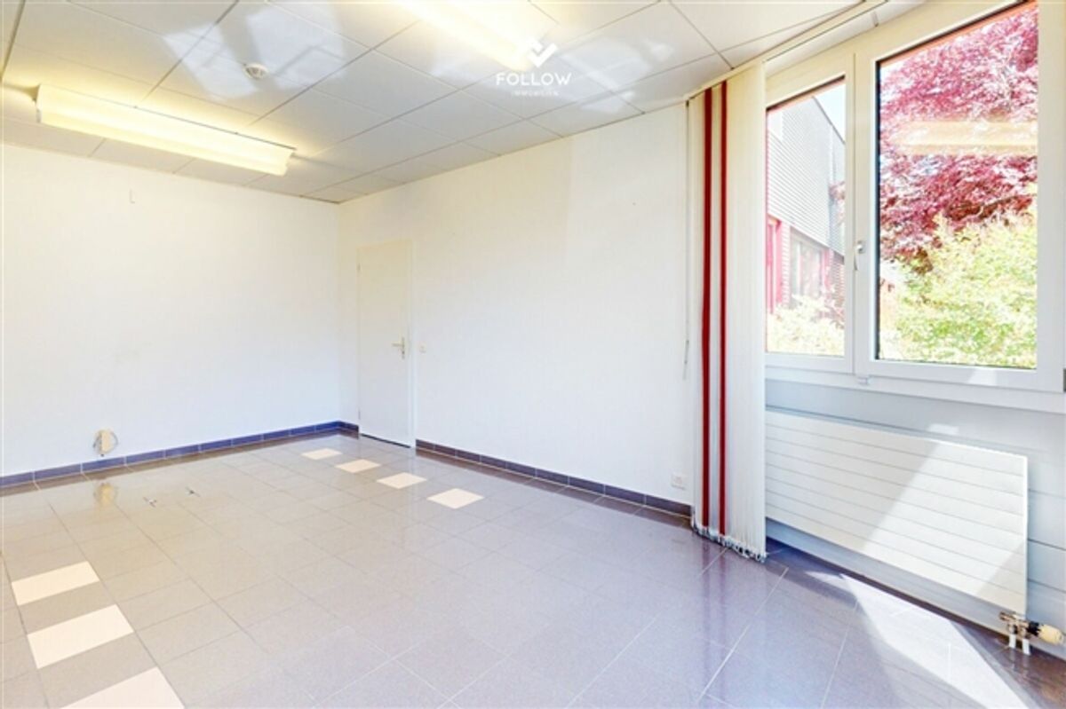 Moderne Gewerbehalle mit Büro und vielseitigem Nutzungspotenzial in Marly - 11