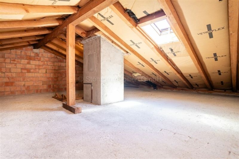 Familienfreundliches 4.5 Zimmer Reiheneckhaus mit Potenzial - 15