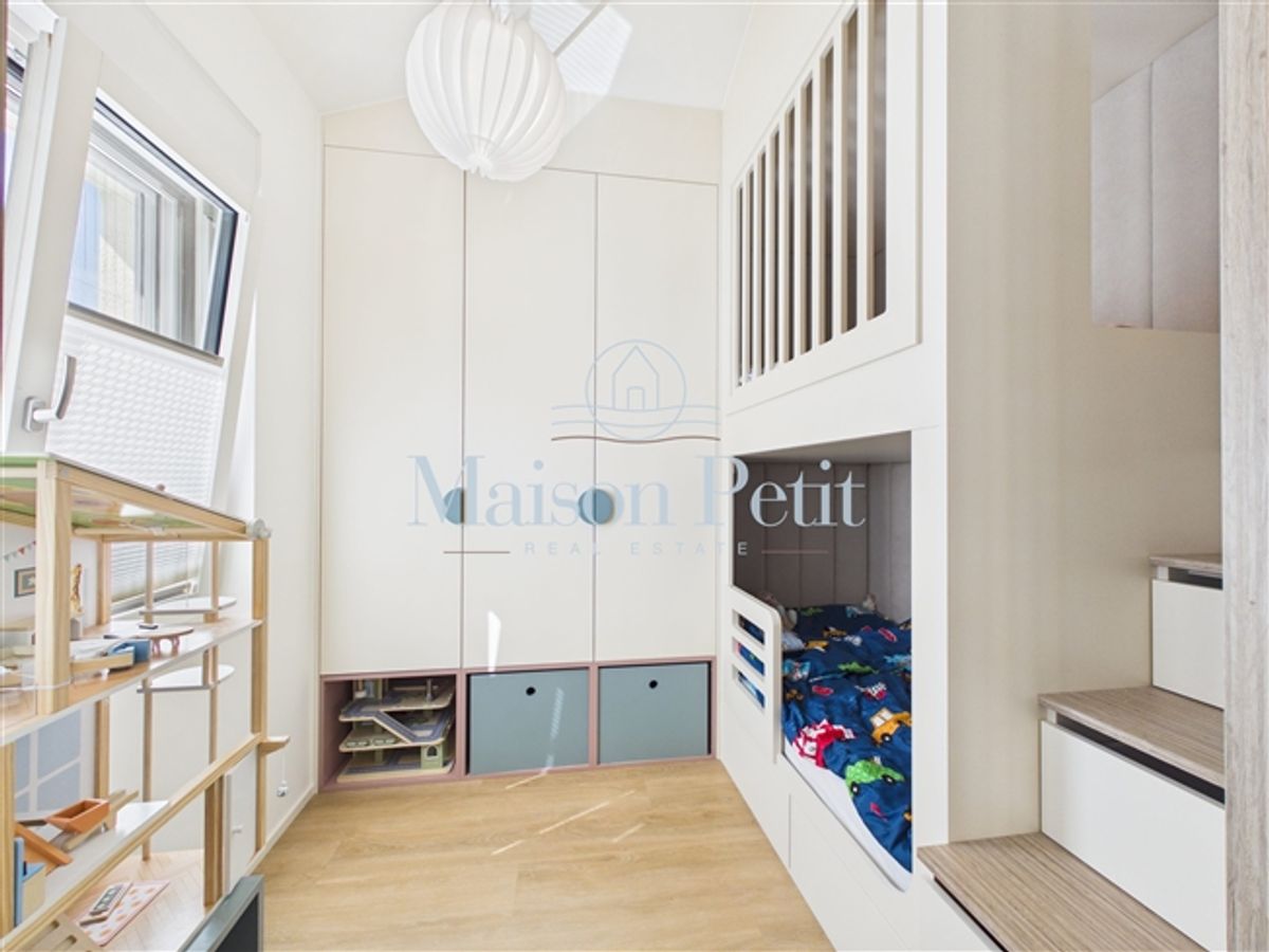 Kernsaniertes Einfamilienhaus mit Pool, Wellness und allem was dazugehört - 11