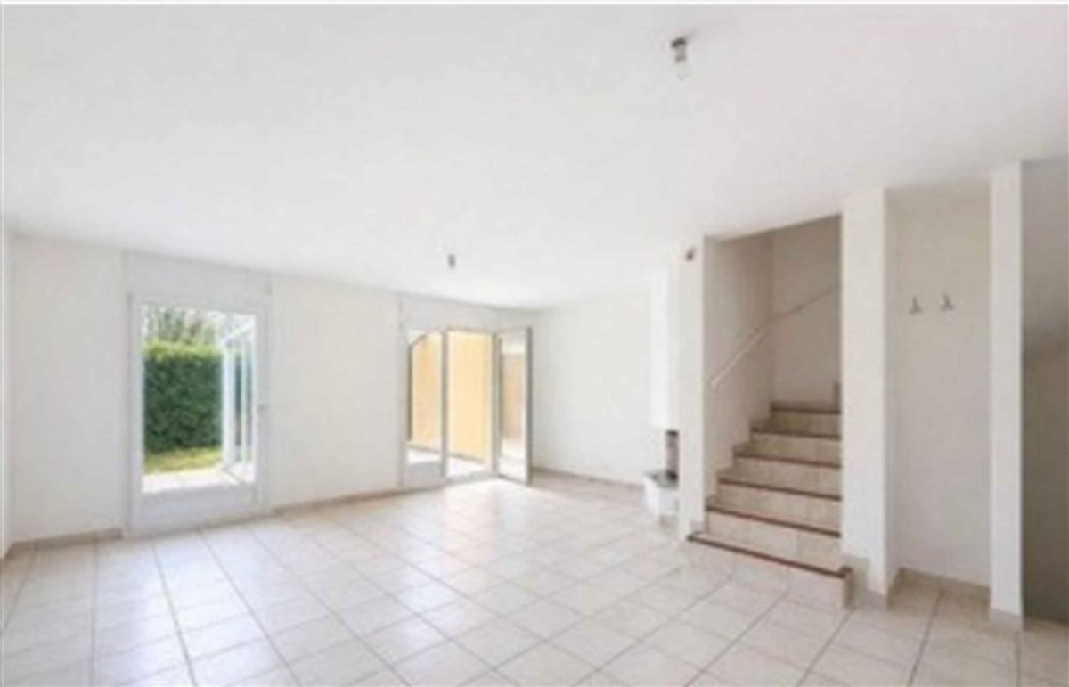 VILLA 5,5 ZIMMER – 520 m² GARTEN - 2