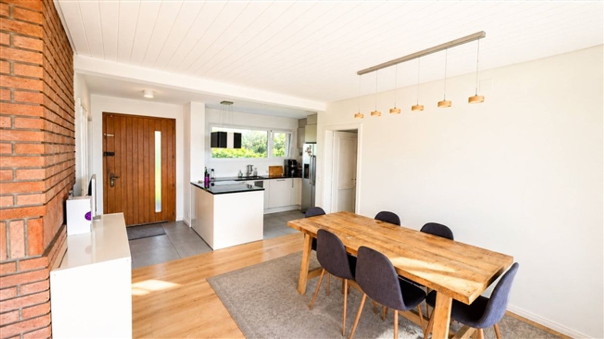 6-Zimmer-Villa mit Blick auf See und Alpen - 4