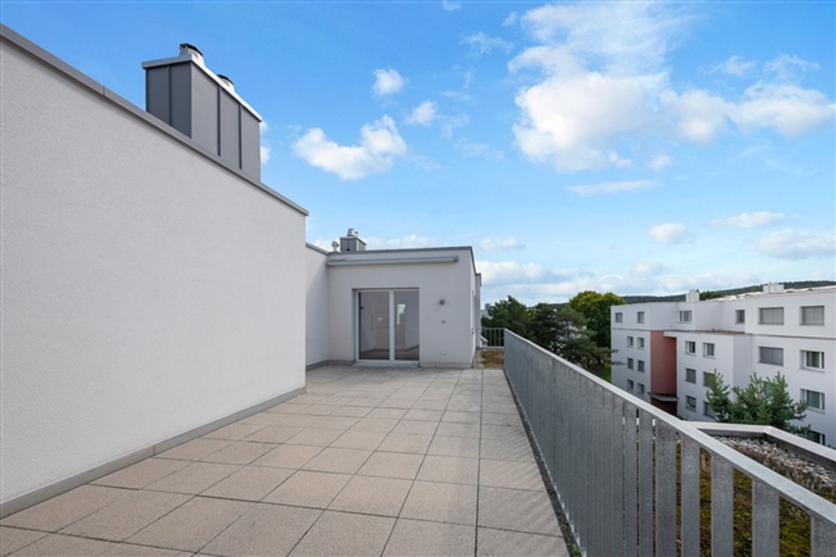 Perfekte Wohnung in Dübendorf mit Dachterrasse - 8