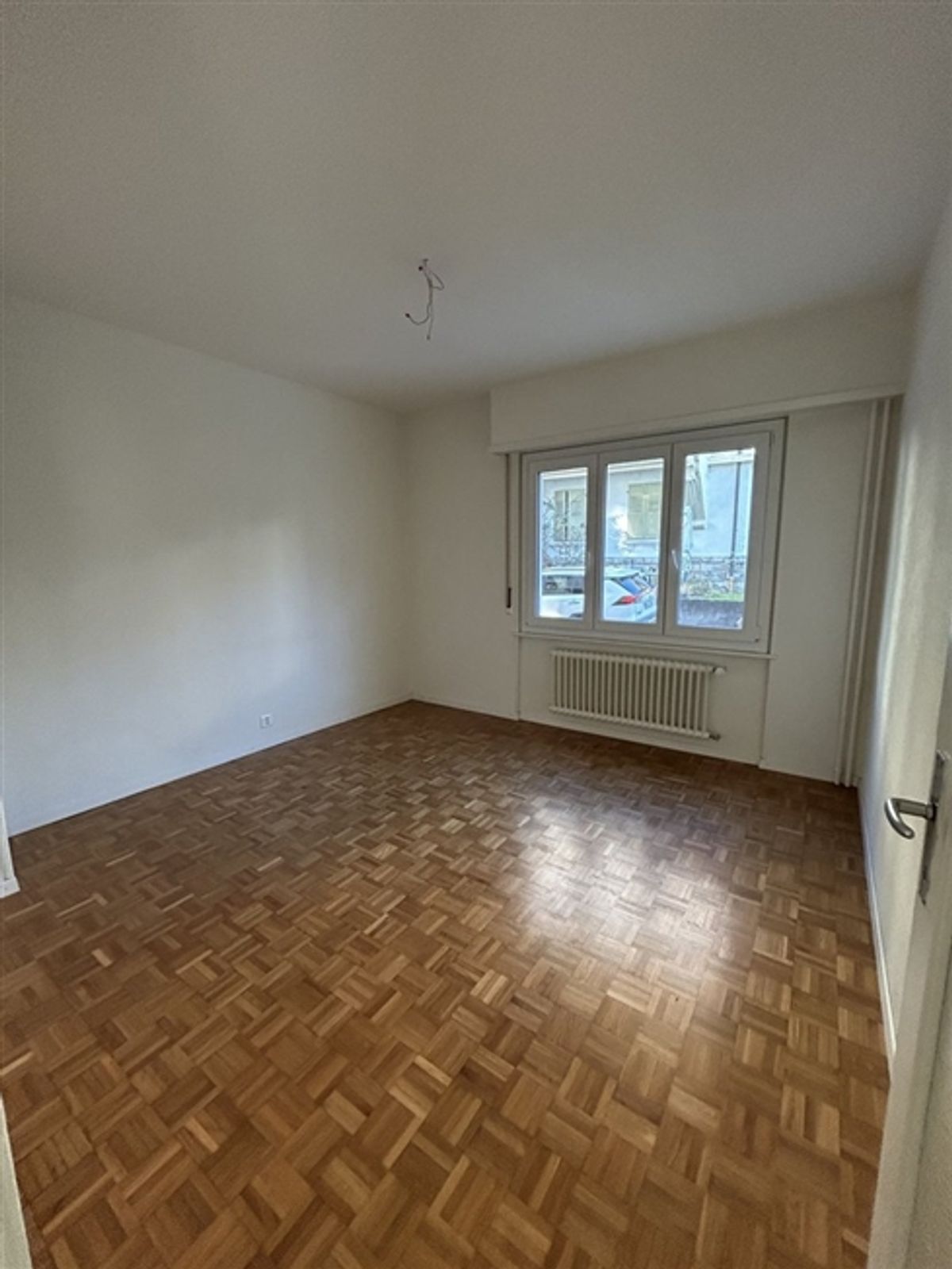 3-Zimmer-Wohnung unter dem Bahnhof - 3
