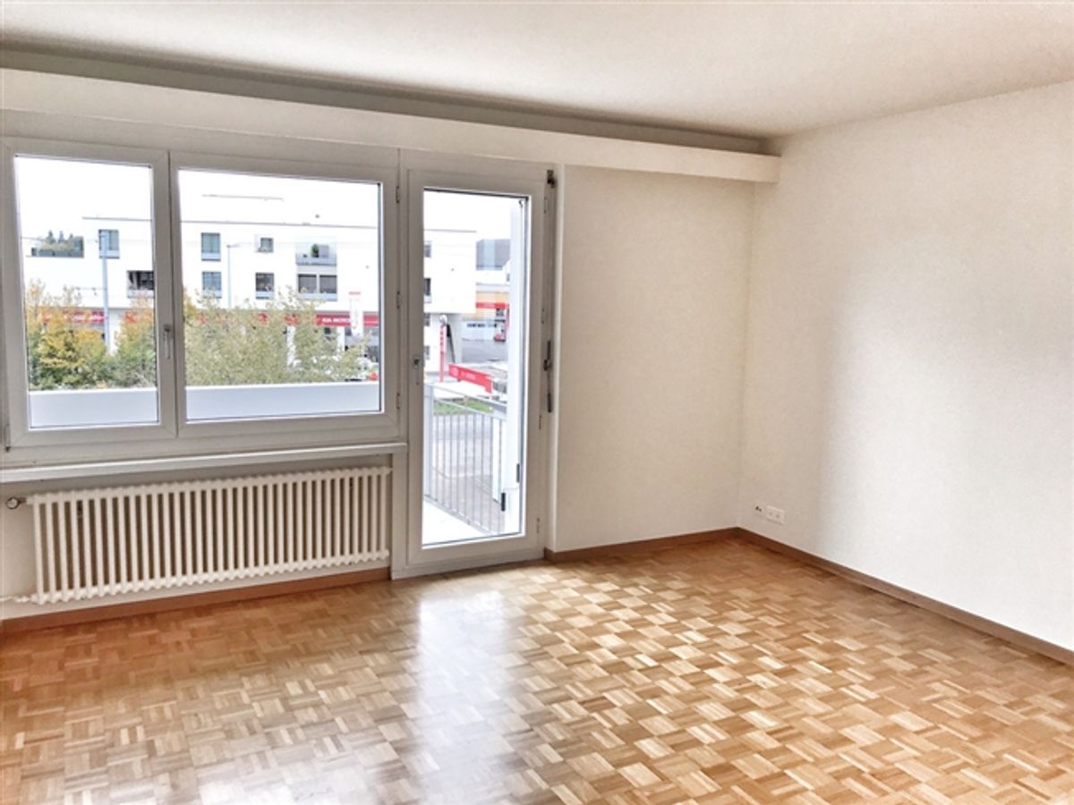 Grosszügige Wohnfläche mit praktischer Raumaufteilung - 3