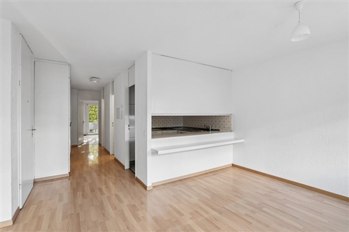Helle und moderne 4.5-Zimmer-Wohnung mit schöner Aussicht in Bellach - 1