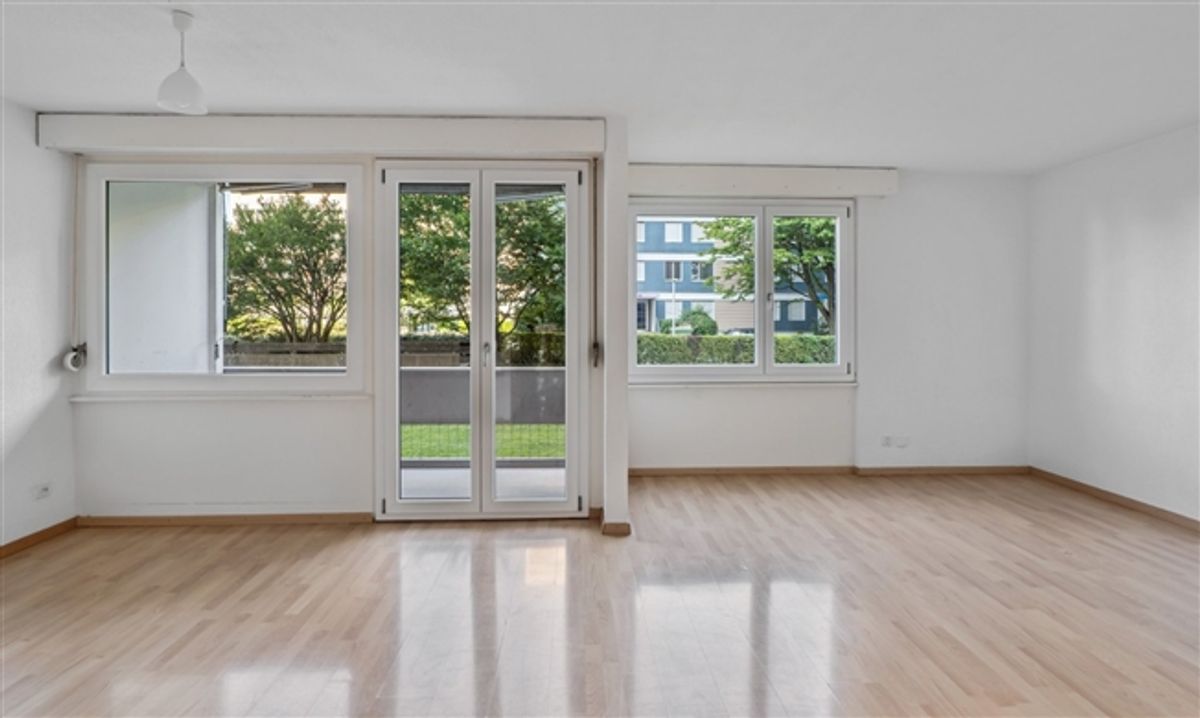 Helle und moderne 4.5-Zimmer-Wohnung mit schöner Aussicht in Bellach - 2
