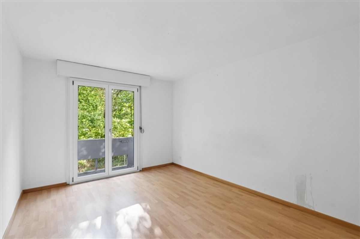 Helle und moderne 4.5-Zimmer-Wohnung mit schöner Aussicht in Bellach - 3