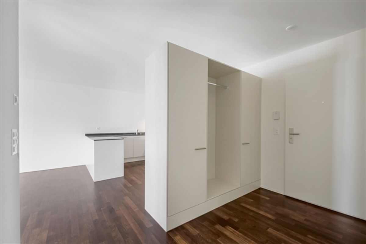 Grosszügige moderne Wohnung in begrünter Umgebung - 6