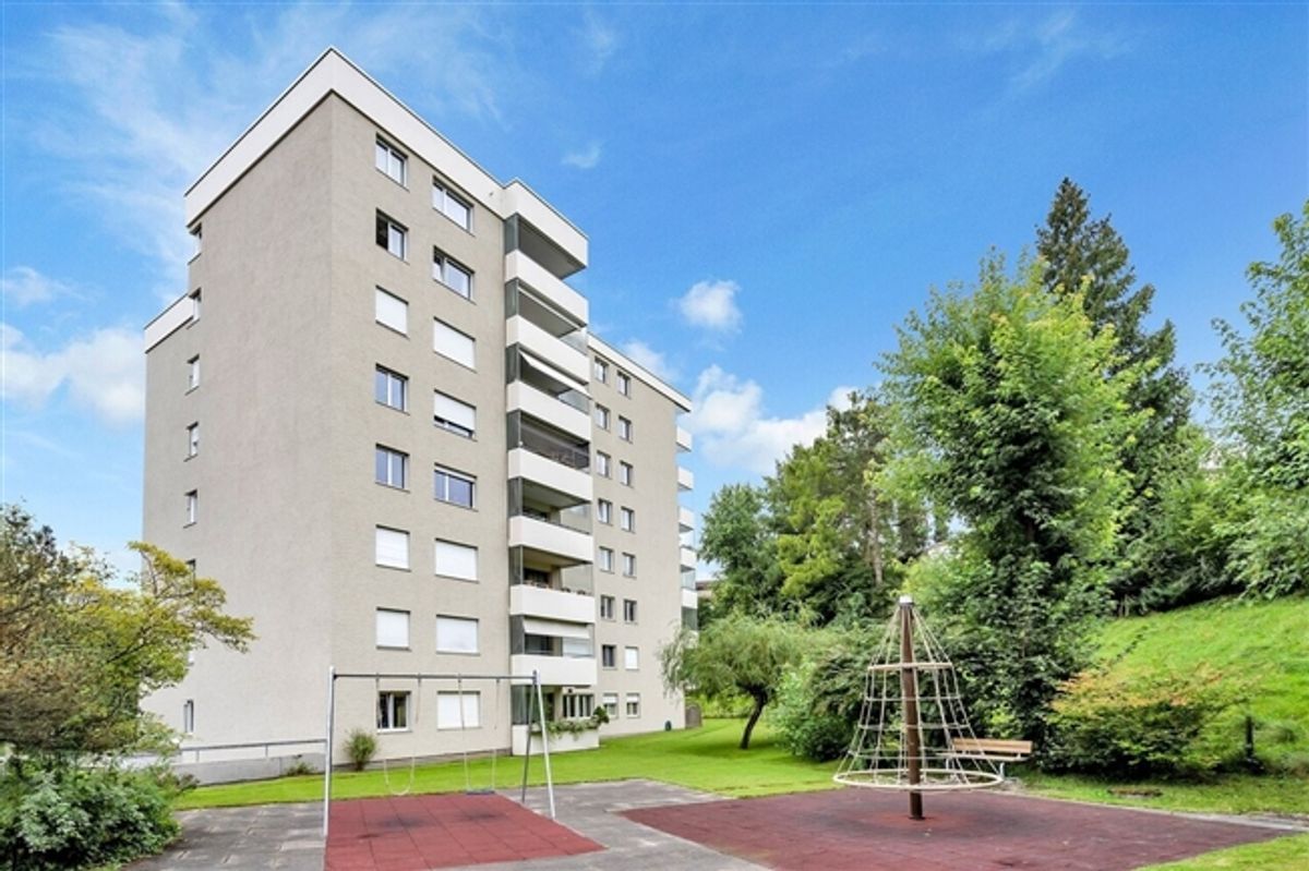 Moderne, attraktive 4.5-Zimmerwohnung - 0