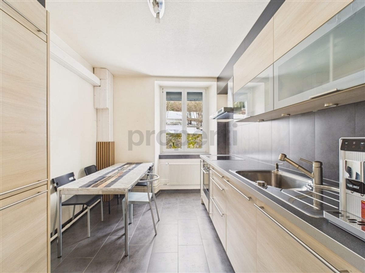 Charmant 3.5 pièces  appartement avec cave pratique, Tramelan - 1