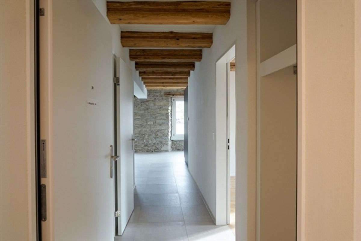moderne 2.5-Zimmer Wohnung - mit historischem Charme - 1