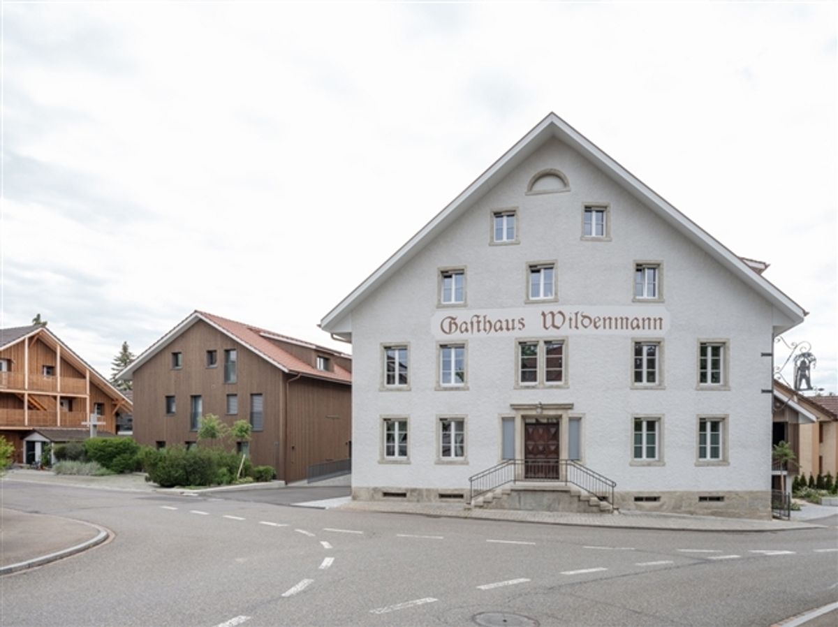 moderne 2.5-Zimmer Wohnung - mit historischem Charme - 8