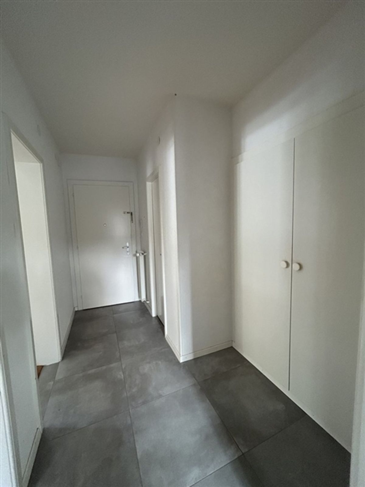2 Zimmer im Umspannstationsbezirk Lausanne - 1