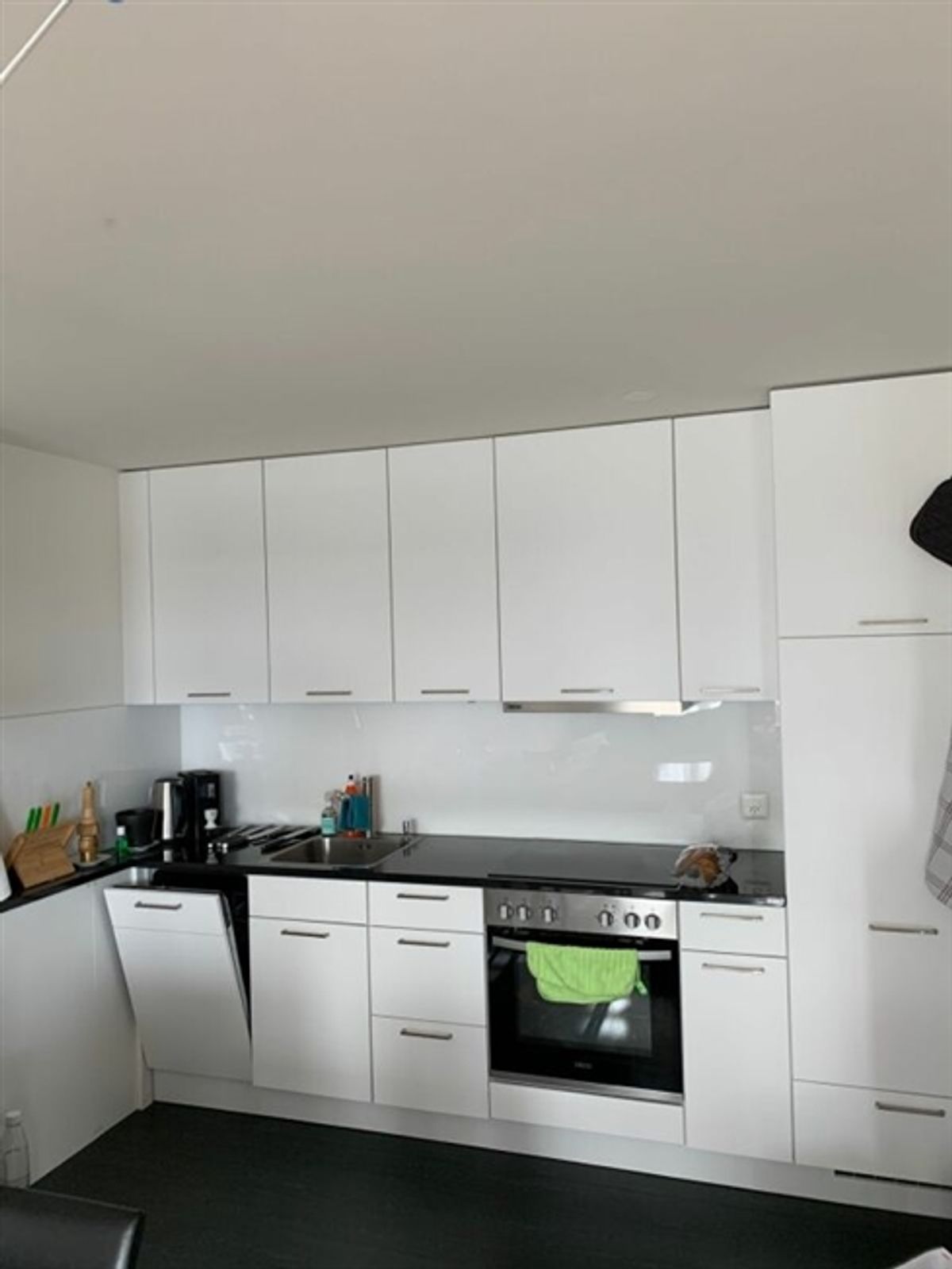 MODERNER WOHNUNGSSCHNITT MIT TOLLER INFRASTRUKTUR - 1