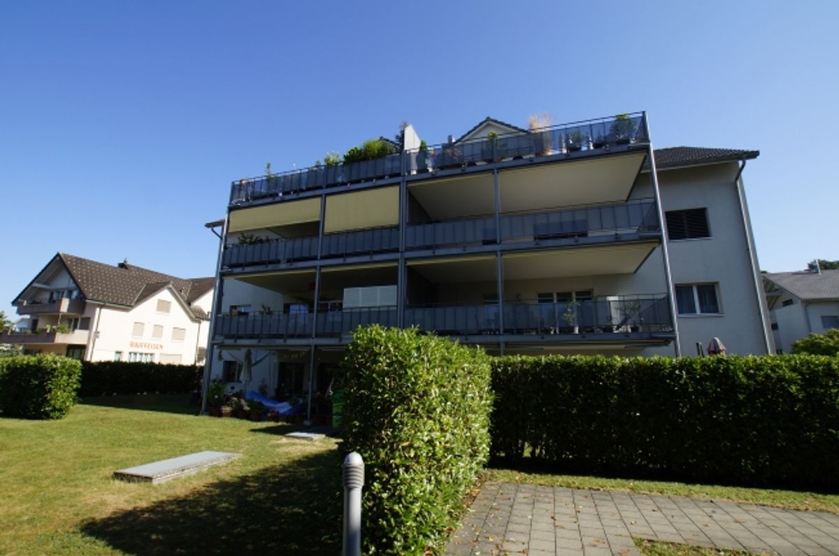 Grosszügige 4 1/2-Zimmerwohnung in familienfreundlichem Quartier - 0