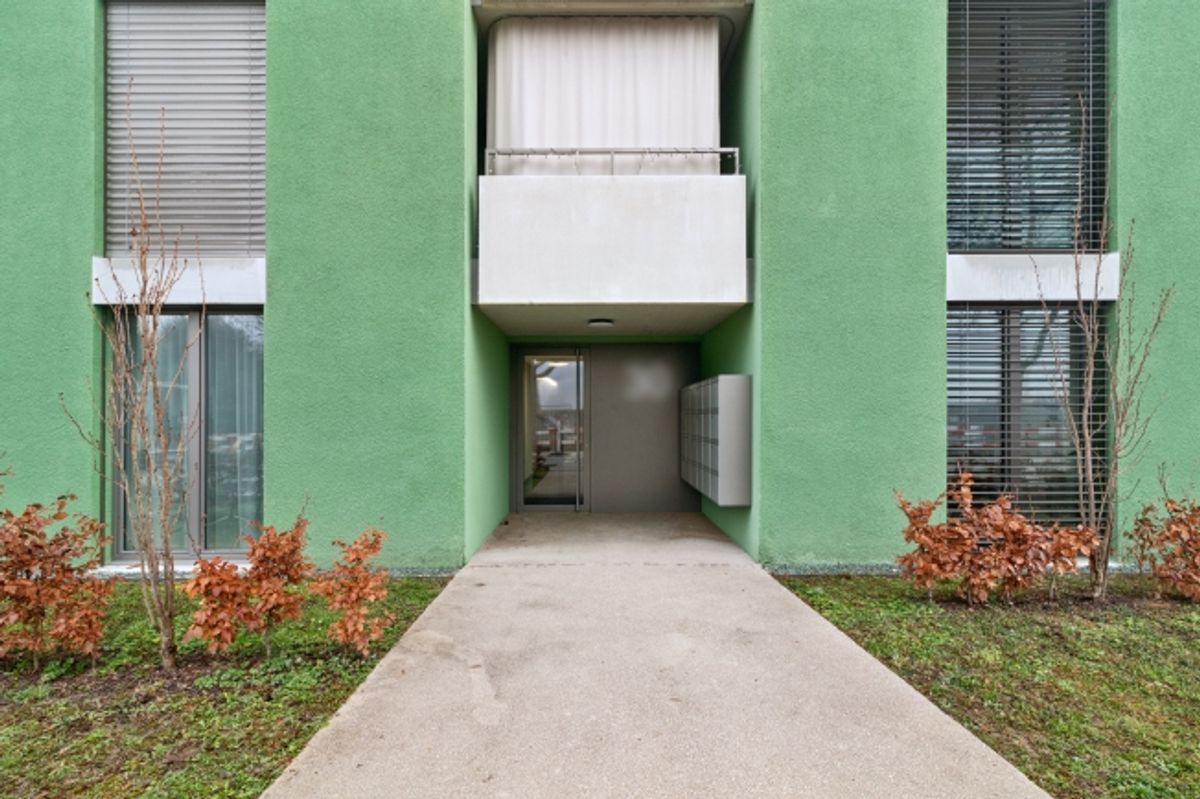 "Moderne Neubauwohnung mit Lichtdurchfluteten Räumen und Charme!" - 0