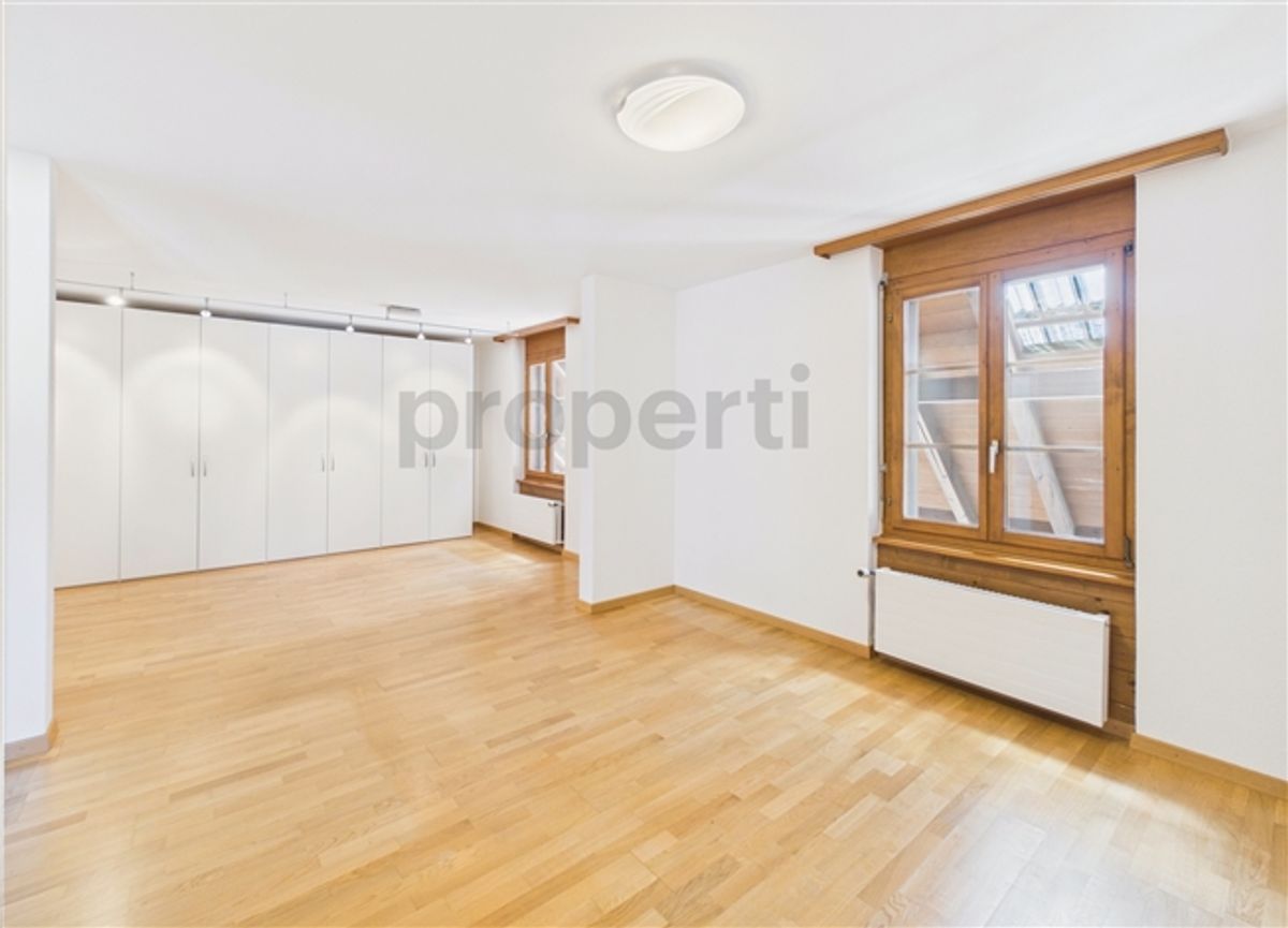 Moderne 3.5-Zimmer-Wohnung mit grosszügigem Grundriss und sonnigem Aussenbereich in Utzigen - 7