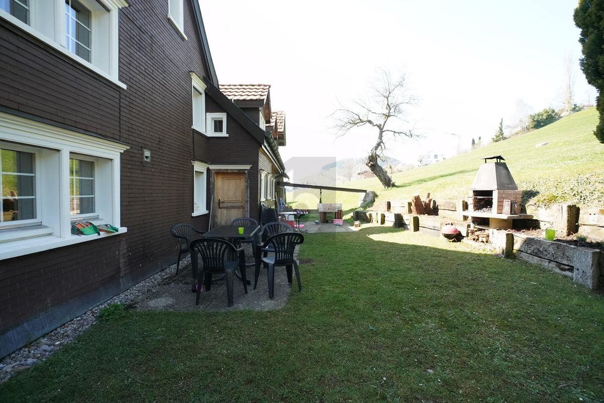 GROSSZÜGIG, CHARMANT IM GRÜNEN - 1