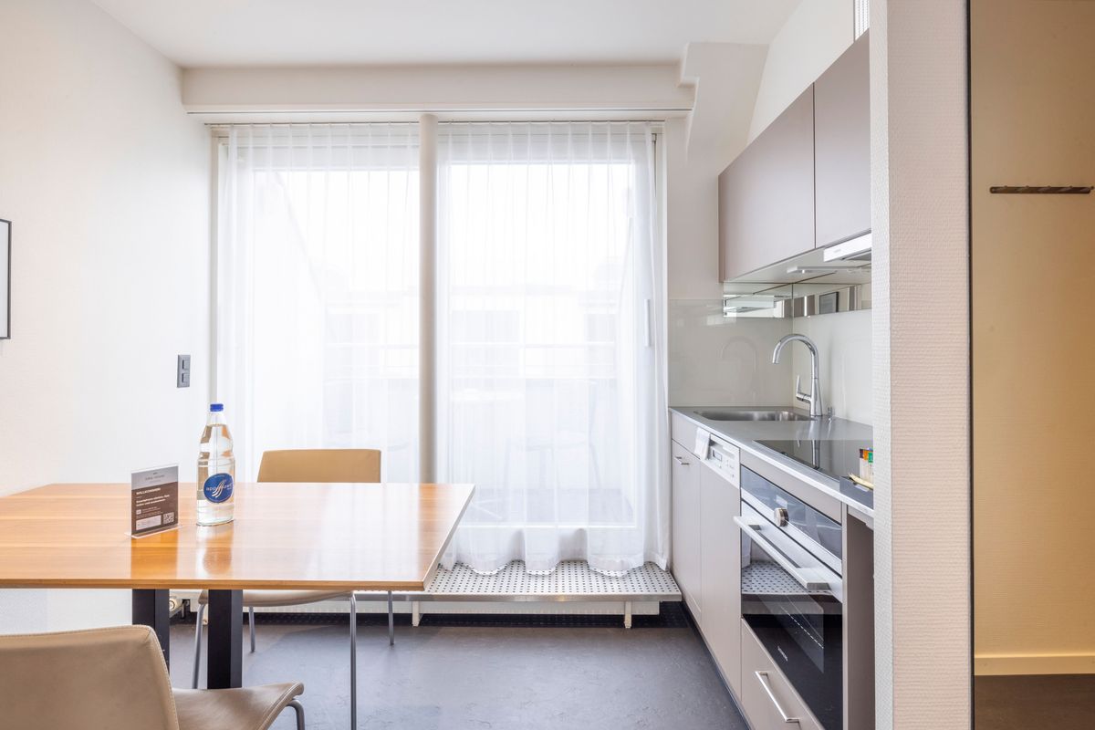 1 Bedroom Penthouse M Serviced Apartment Seefeld - 5