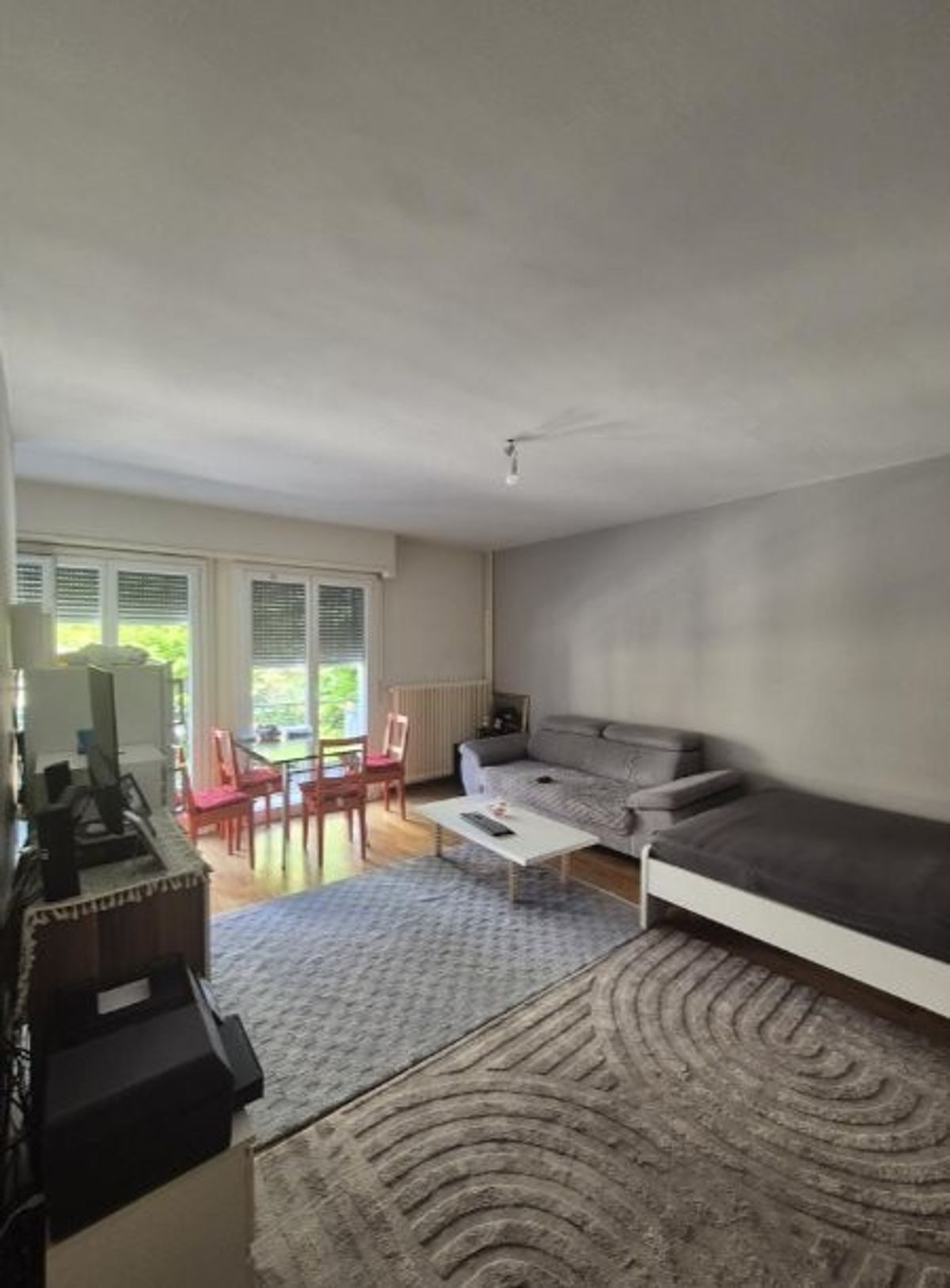 A saisir ! Magnifique studio au coeur de Genève ! - 1