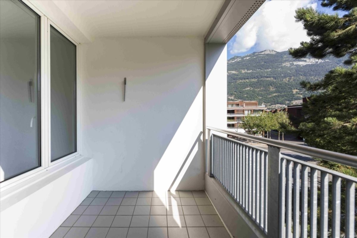 Studio mit grossem Balkon gesucht - 4