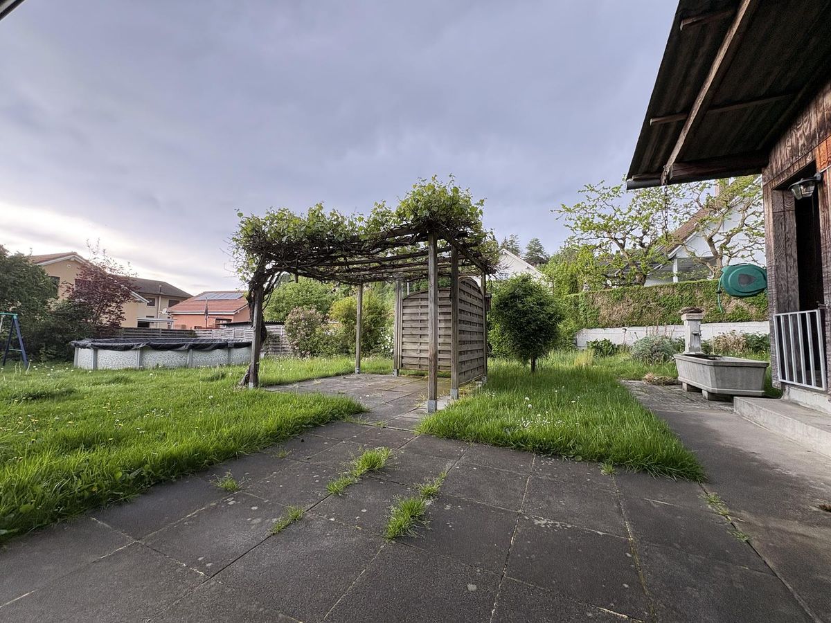 AUF ZWEI ETAGEN MIT SCHWEDENOFEN UND GARTEN! - 3