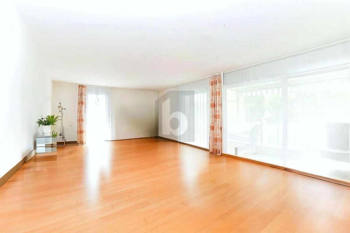 GROSSZÜGIG IM EIGENTUMSSTANDARD - 3
