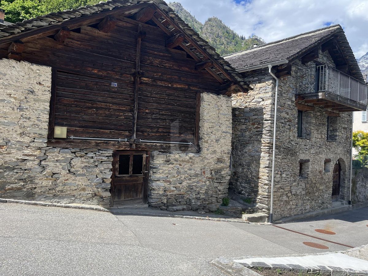 RUSTICO LEGGENDARIO PER AMATORI DA RISTRUTTURARE - 3