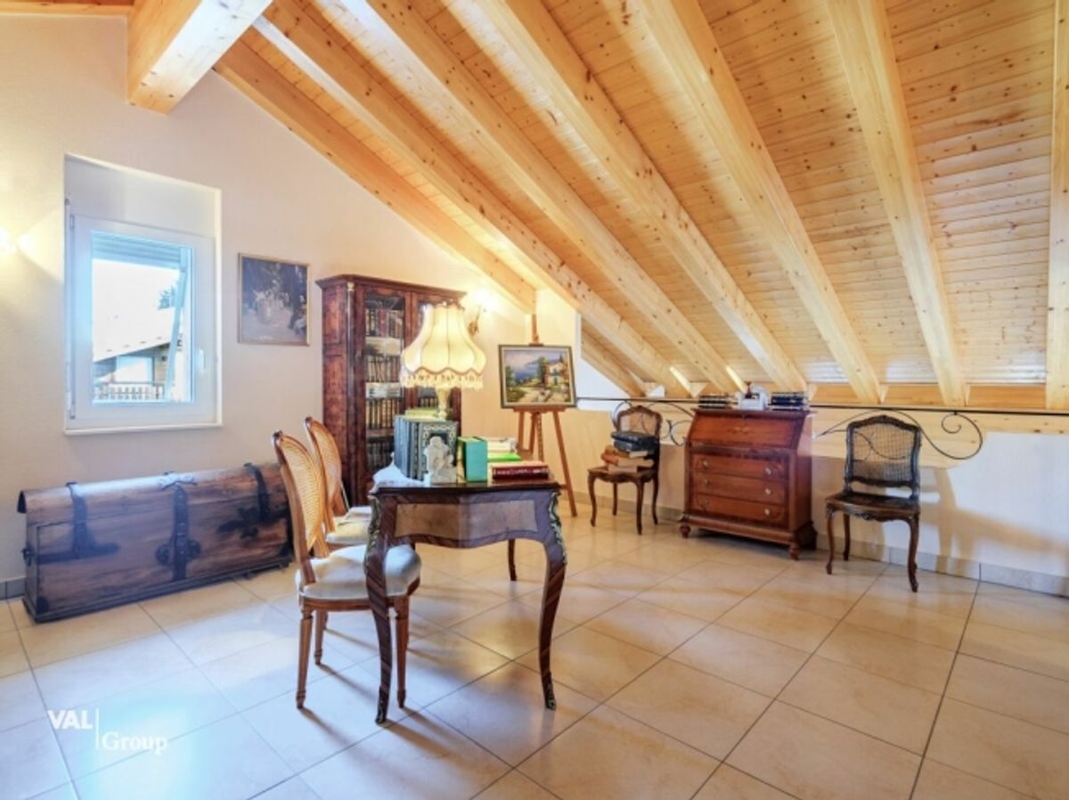 Résidence de 3 généreux logements - 4