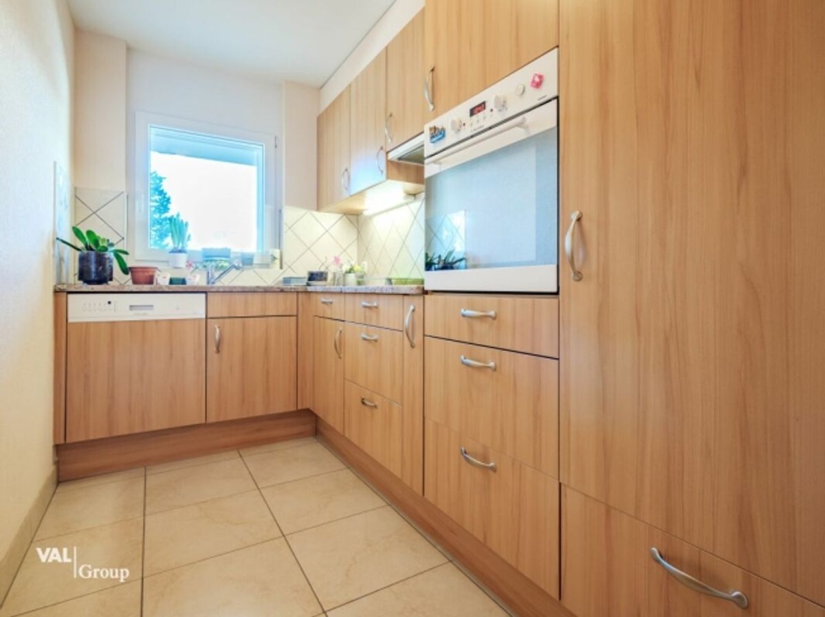 Résidence de 3 généreux logements - 8