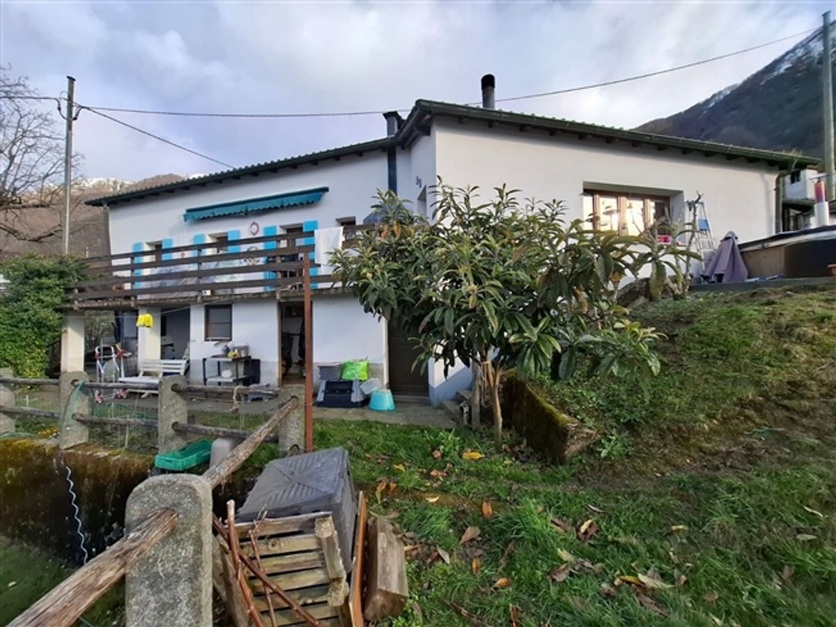 Casa unifamiliare con 4 locali e splendida vista panoramica sul Lago Verbano - 8