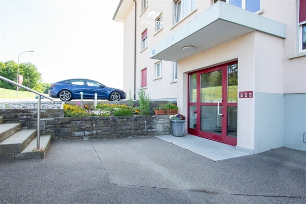 Mehrfamilienhaus mit Entwicklungspotenzial und zusätzlicher Bauparzelle in Heitenried - 3