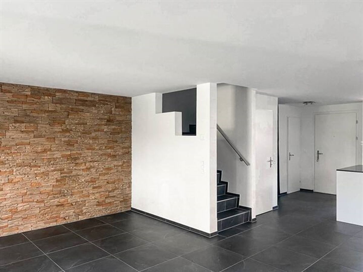 VIEL STIL & PLATZ - MODERNES ECKHAUS - 6